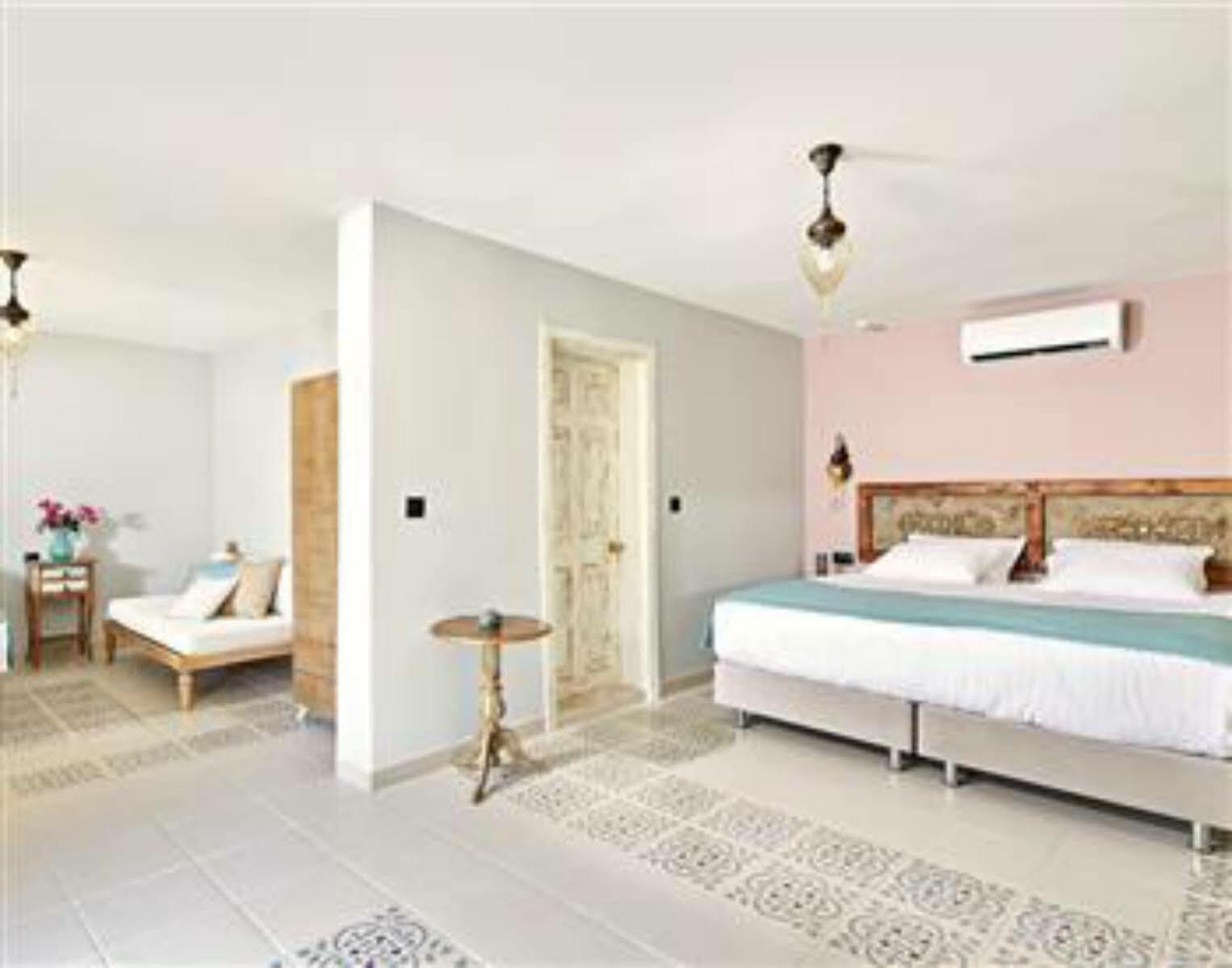 Fi Light Solto Boutique Beach Hotel Selimiye  Bagian luar foto
